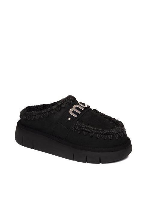 Black sheepskin sabot MOU | BOUNCE CLOG METAL531001A-BKB